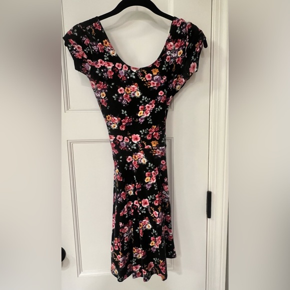 Cotton Summer Dress Bundle 🌞 - Picture 11 of 16